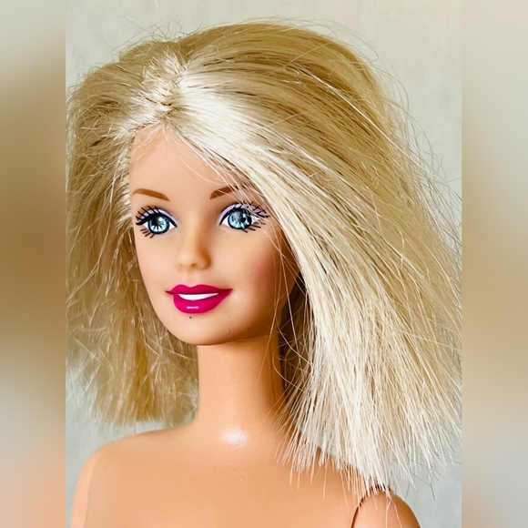 Vintage barbie doll fashion doll - Picture 3 of 12